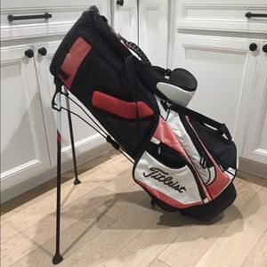Titleist golf bag